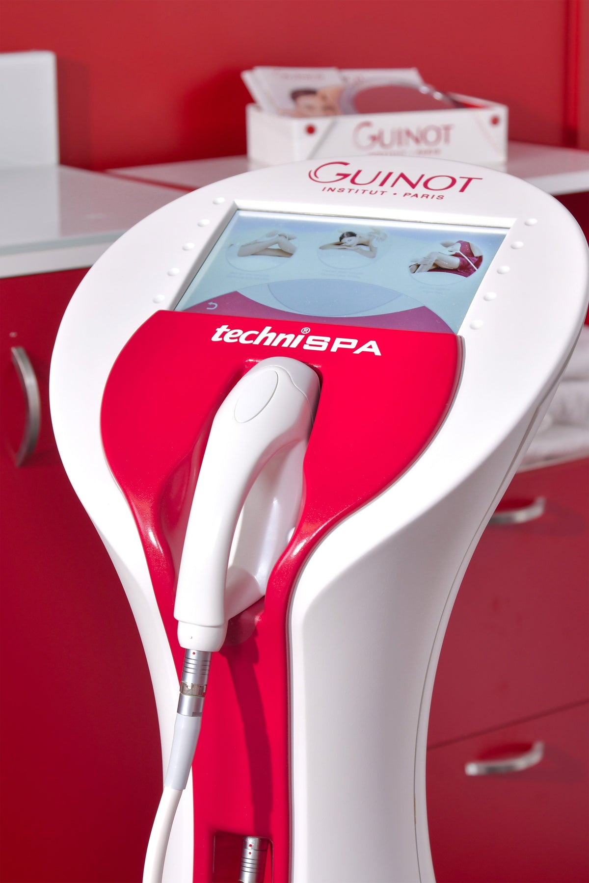 TechniSPA® Light Legs Treatment